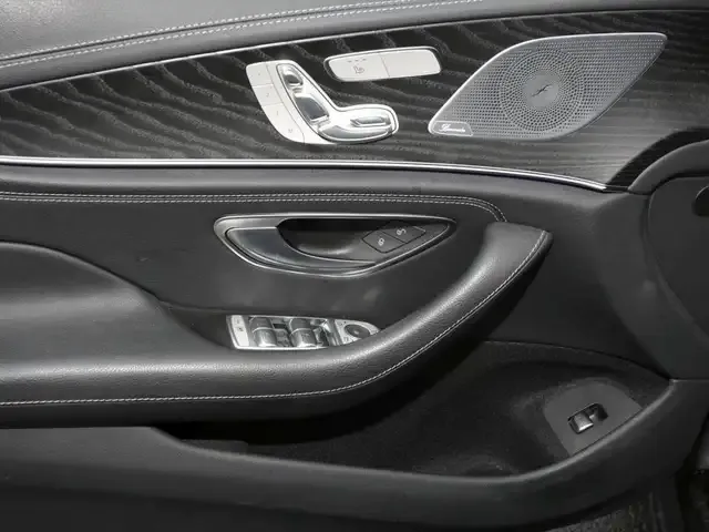 Mercedes-Benz CLS 300