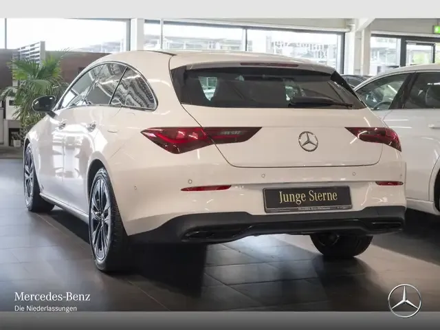 Mercedes-Benz CLA 180
