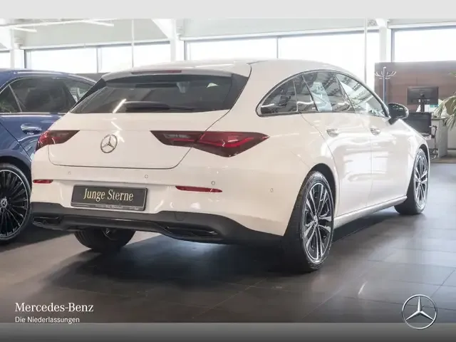 Mercedes-Benz CLA 180