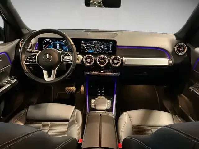 Mercedes-Benz GLB 200