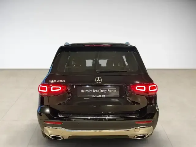 Mercedes-Benz GLB 200