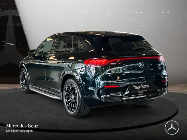 Mercedes-Benz EQE 53