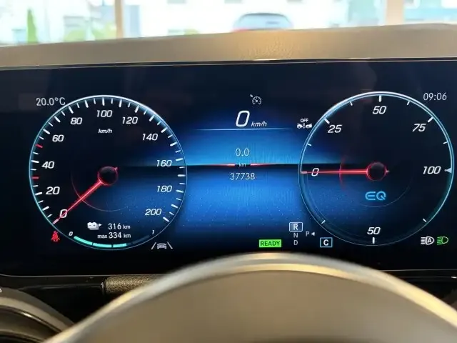 Mercedes-Benz EQA 250