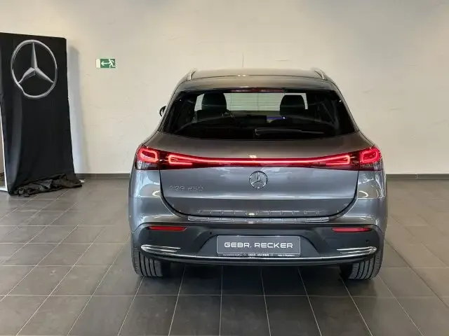Mercedes-Benz EQA 250