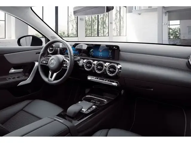 Mercedes-Benz A 220