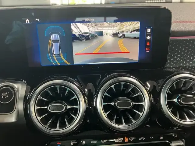 Mercedes-Benz EQB 350