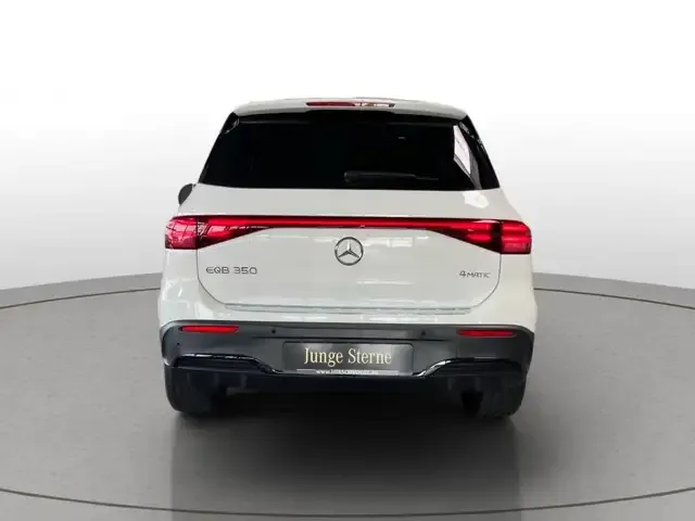 Mercedes-Benz EQB 350