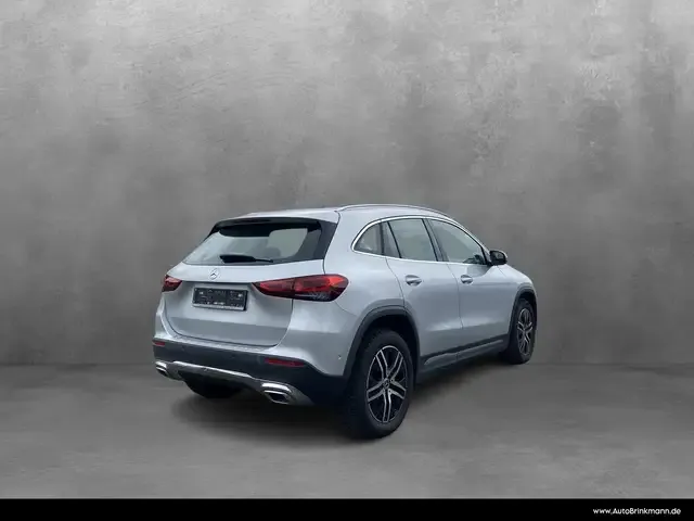 Mercedes-Benz GLA 200