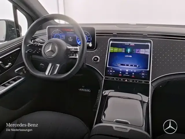 Mercedes-Benz EQE SUV
