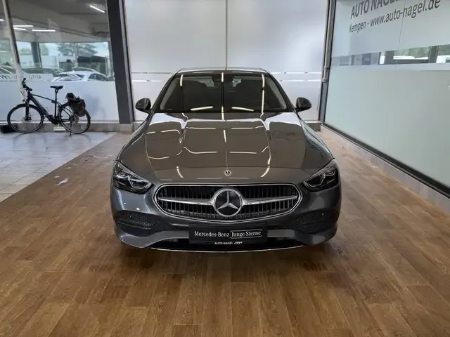 Mercedes-Benz C 180
