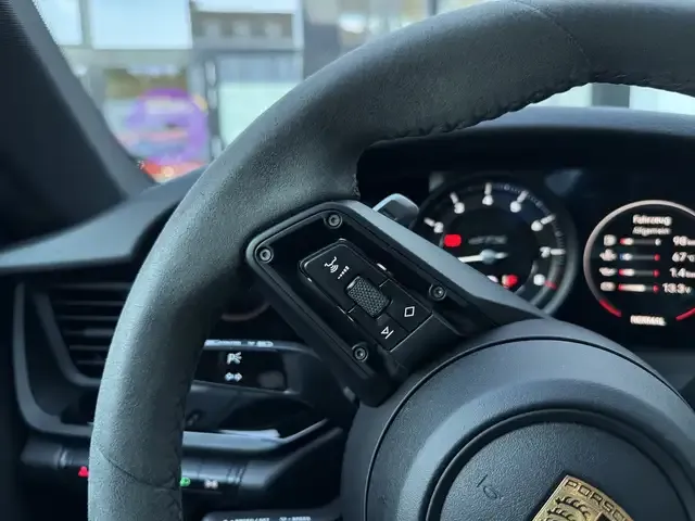 Porsche 992