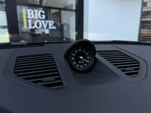 Porsche 992