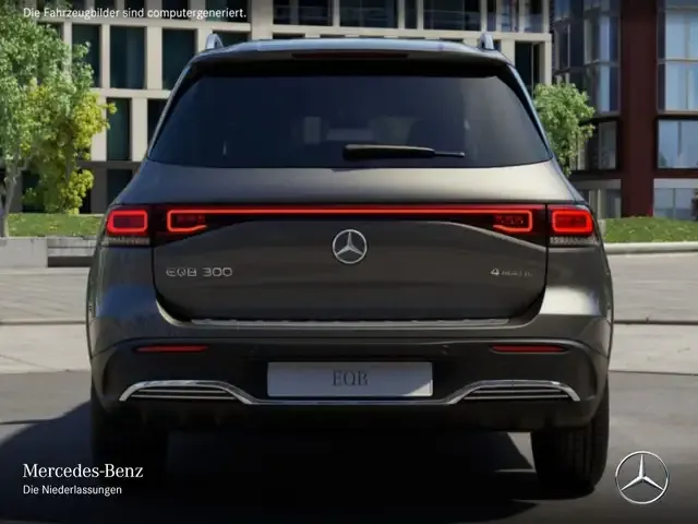Mercedes-Benz EQB 300
