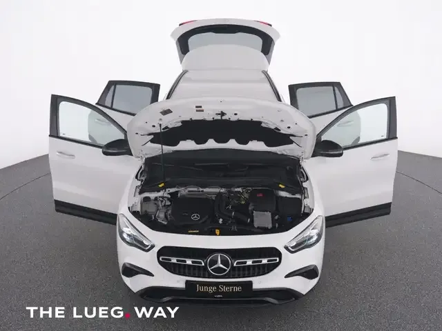 Mercedes-Benz GLA 200