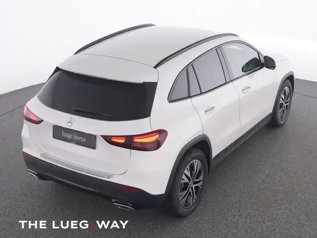 Mercedes-Benz GLA 200