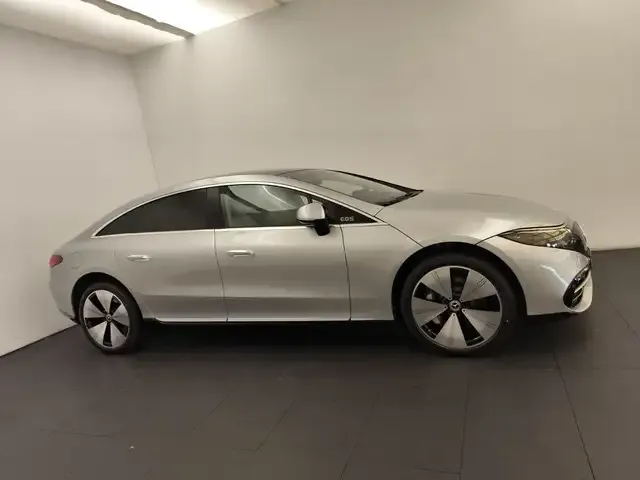 Mercedes-Benz EQS