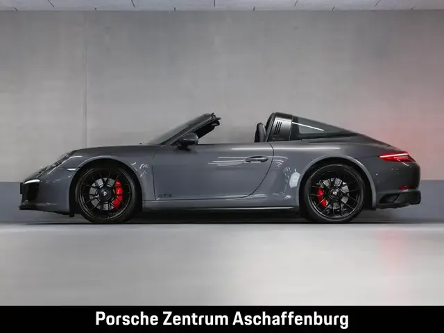 Porsche 991