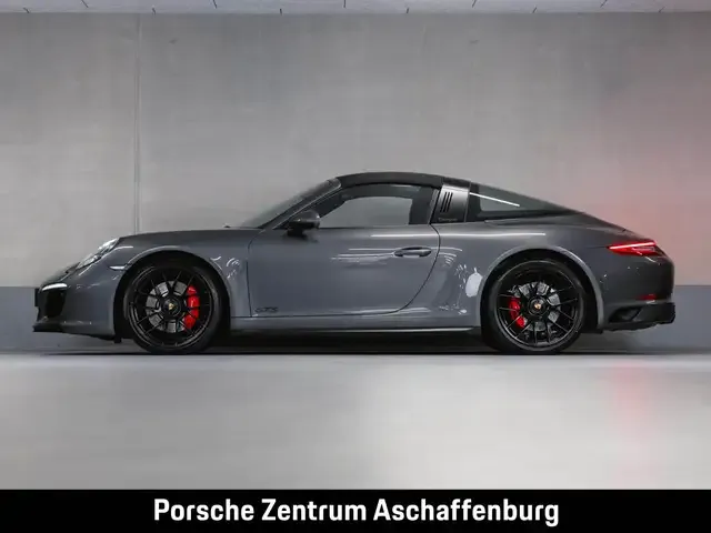 Porsche 991