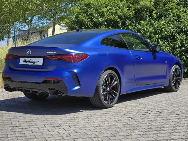 BMW 440