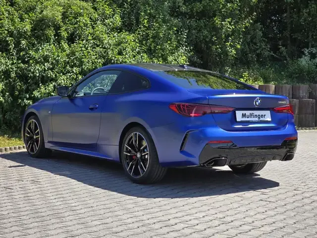 BMW 440