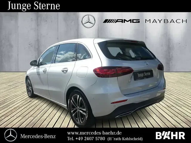 Mercedes-Benz B 200