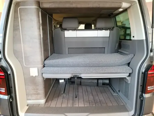 Volkswagen T6.1 California