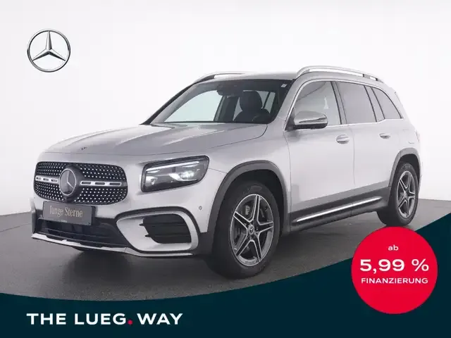 Mercedes-Benz GLB 220