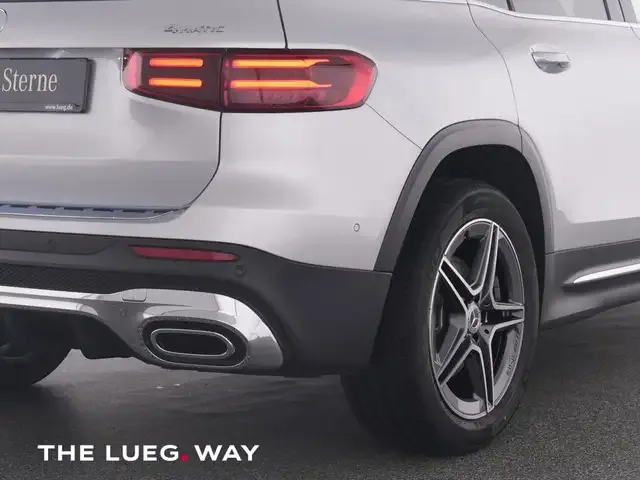 Mercedes-Benz GLB 220