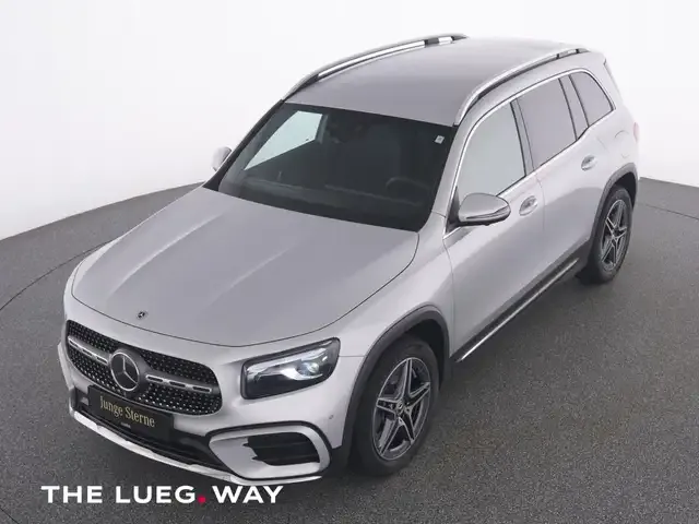 Mercedes-Benz GLB 220
