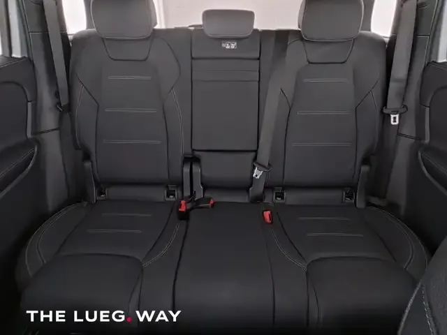 Mercedes-Benz GLB 220