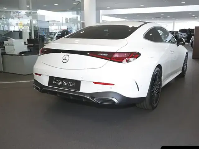 Mercedes-Benz CLE 200