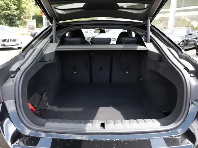 BMW 440