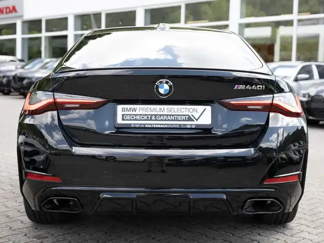 BMW 440