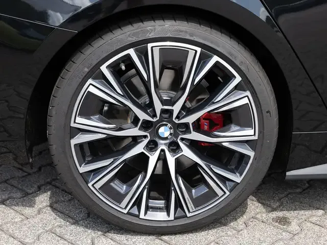 BMW 440