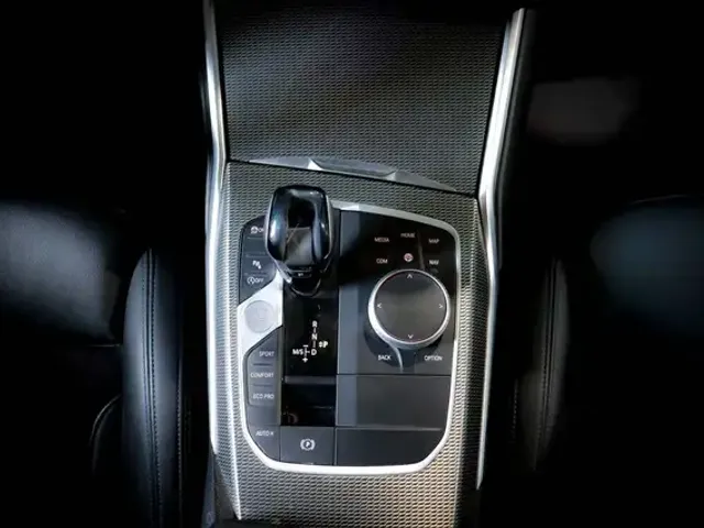BMW 340
