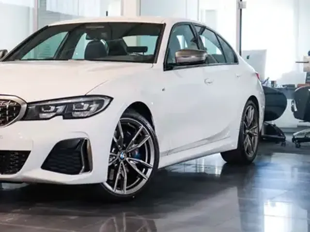 BMW 340