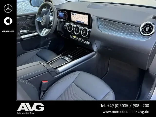 Mercedes-Benz B 220