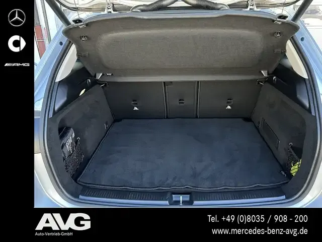 Mercedes-Benz B 220