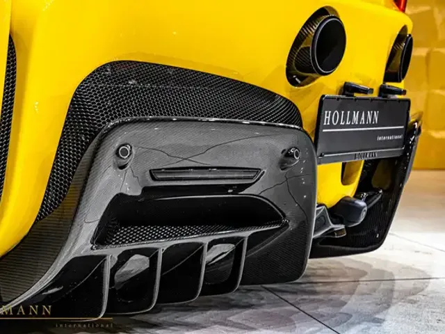 Ferrari SF90 Spider