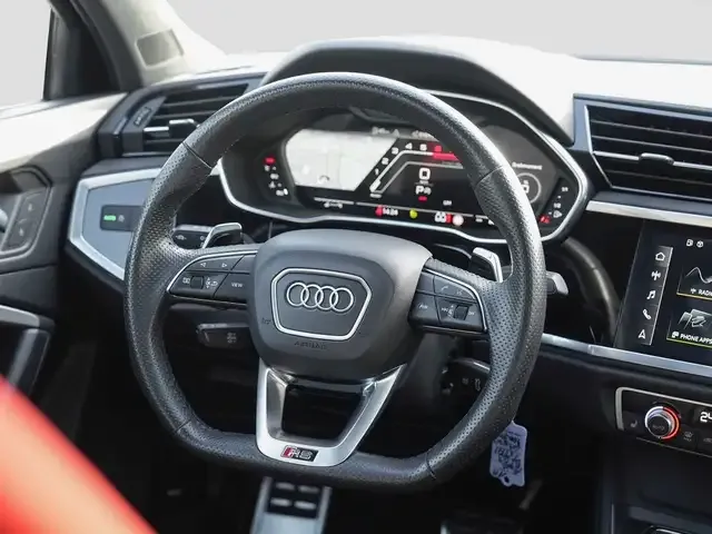 Audi RS Q3