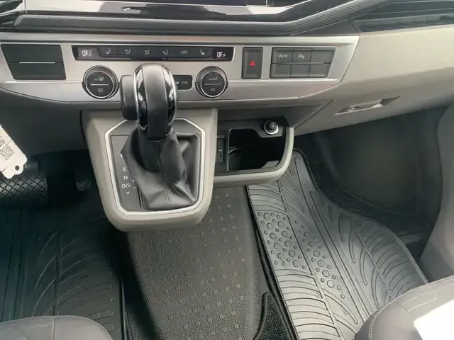 Volkswagen T6.1 Caravelle