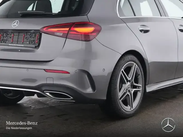 Mercedes-Benz A 220