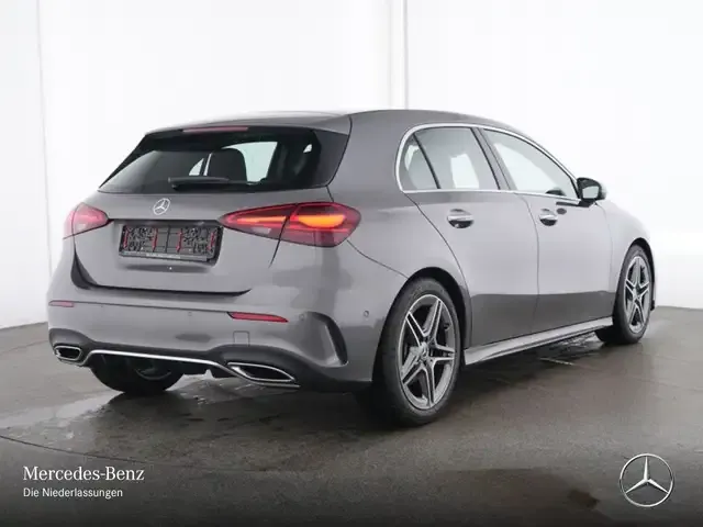 Mercedes-Benz A 220