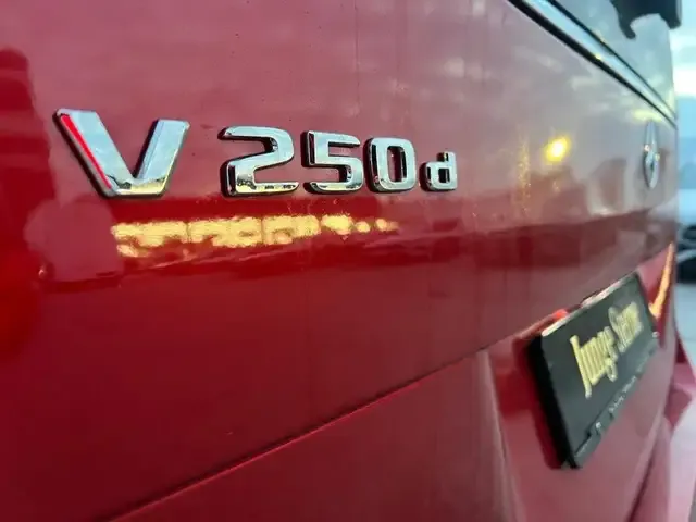 Mercedes-Benz V 250