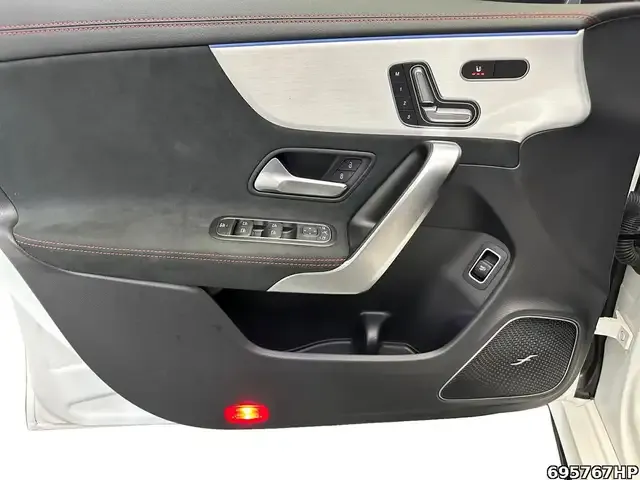 Mercedes-Benz CLA 45 AMG