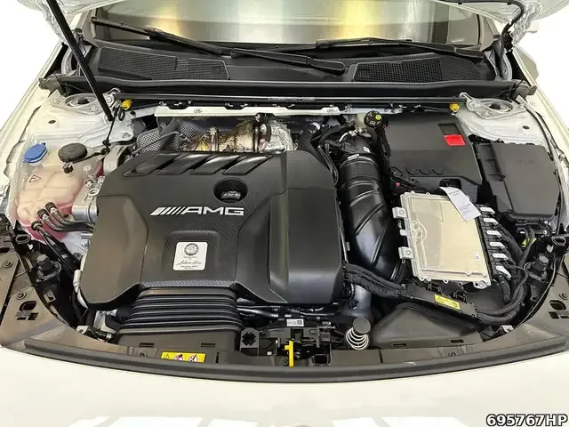 Mercedes-Benz CLA 45 AMG