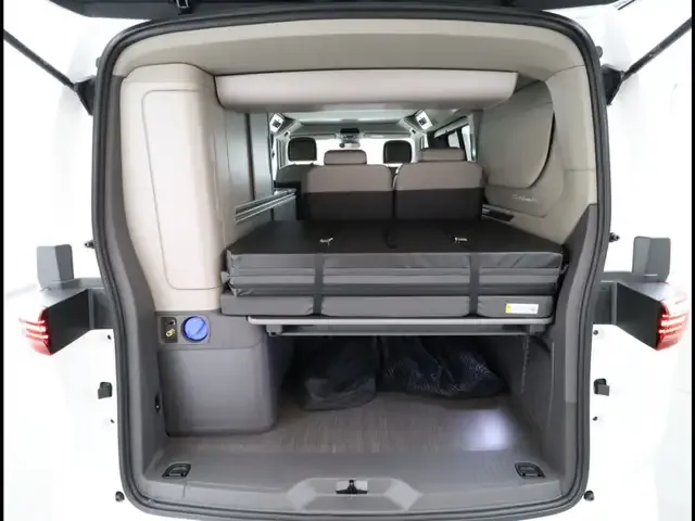 Volkswagen T7 California