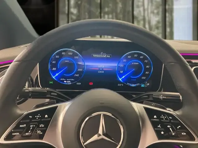 Mercedes-Benz EQE 350