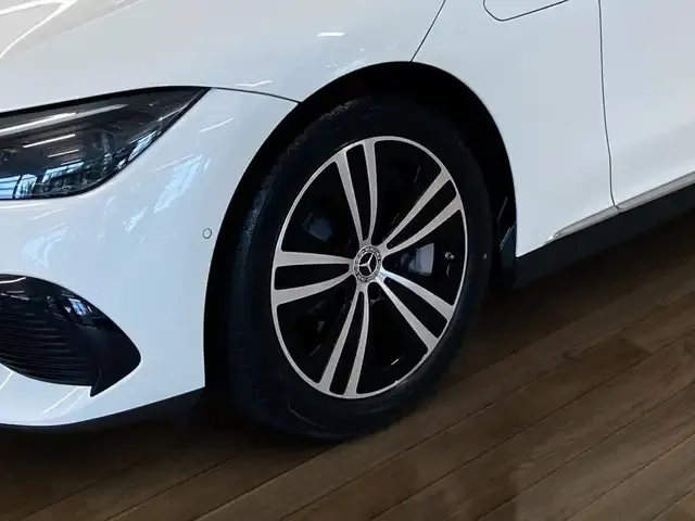 Mercedes-Benz EQE 350