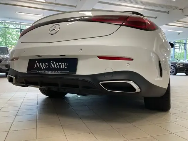 Mercedes-Benz CLE 200